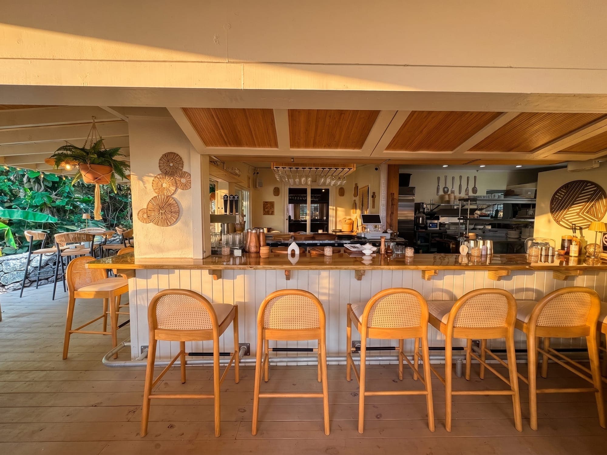Rattan stools along the bar