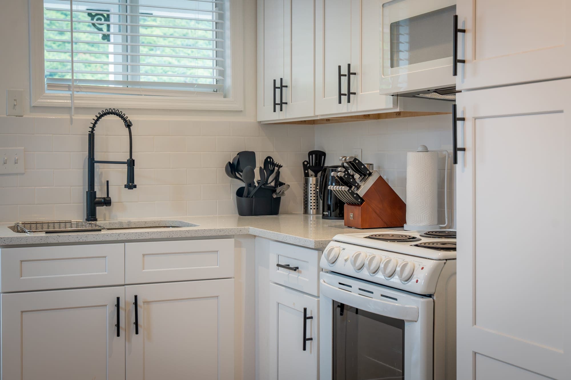 Kitchen of Sunset Villa